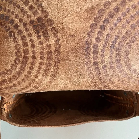 NEW!!! Handcrafted TOOLED CROSSBODY HANDBAG - Picture 4 of 5